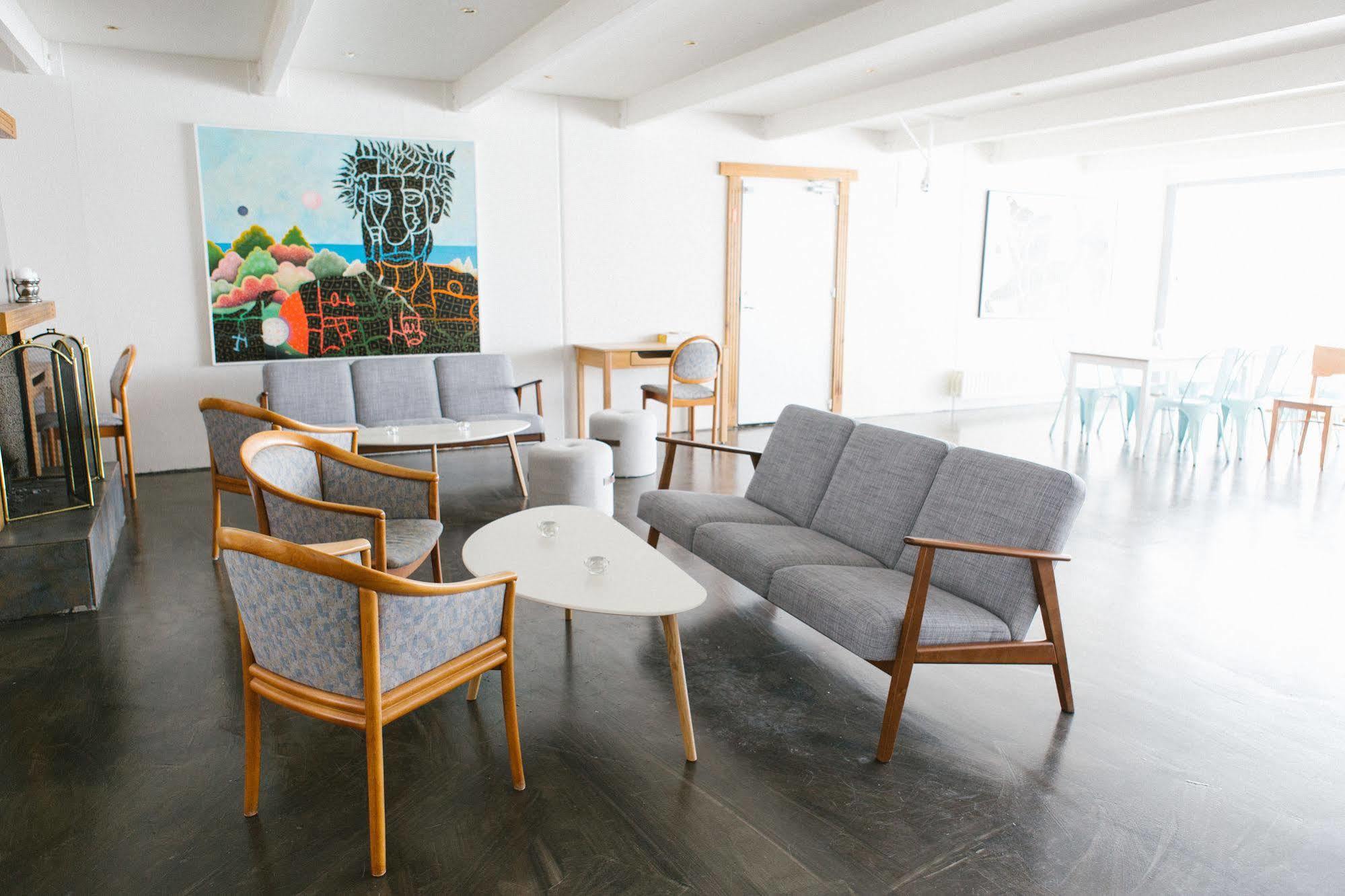 Hotel Sveinbjarnargerdi Svalbarthseyri Dış mekan fotoğraf